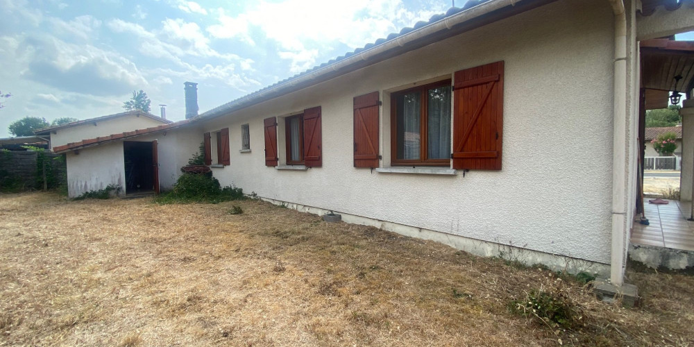 maison à ARES (33740)