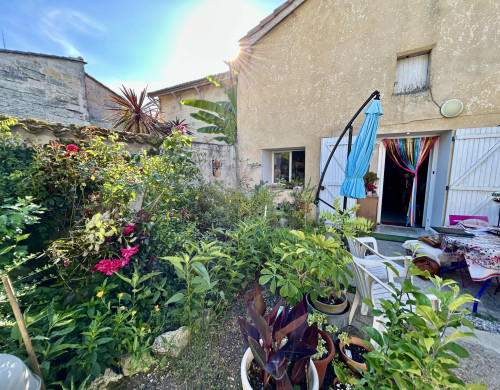 maison  ST DENIS DE PILE