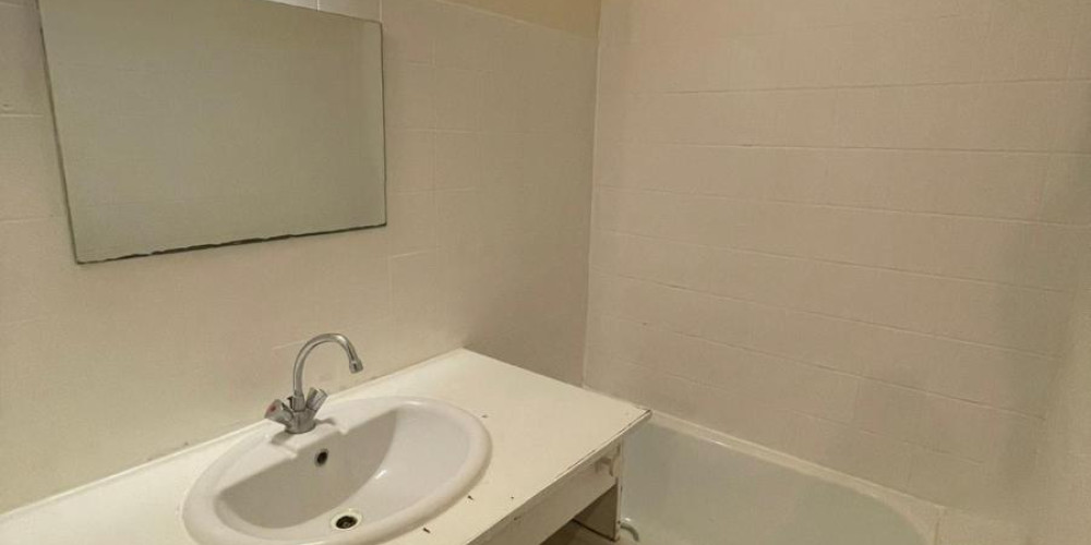 appartement à BORDEAUX (33800)