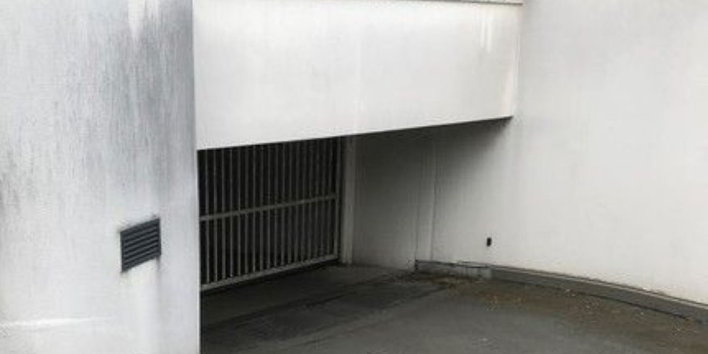 parking à BORDEAUX (33000)