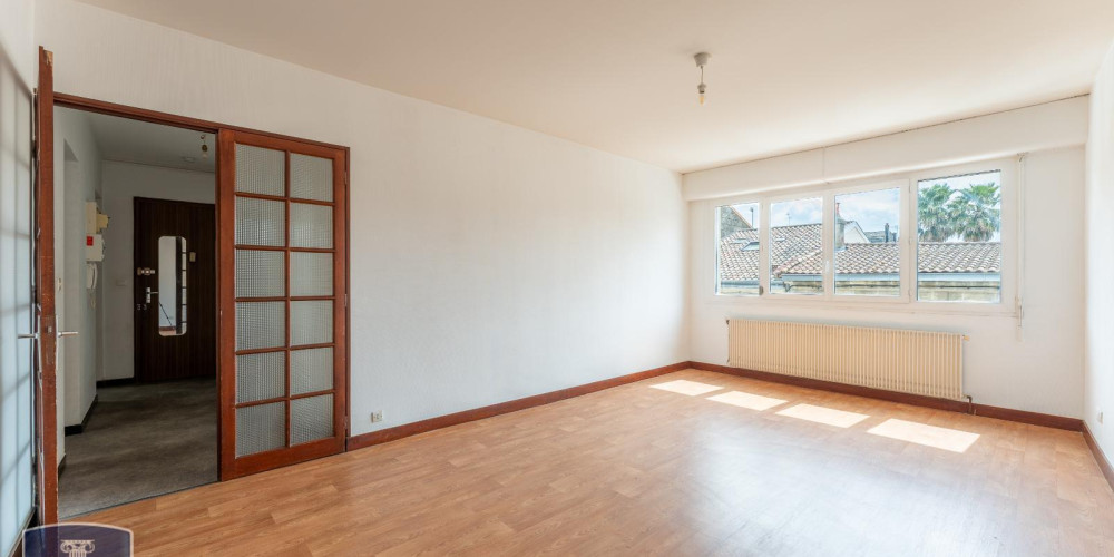 appartement à BORDEAUX (33800)