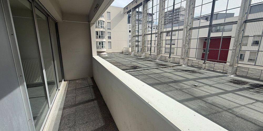 appartement à BORDEAUX (33800)