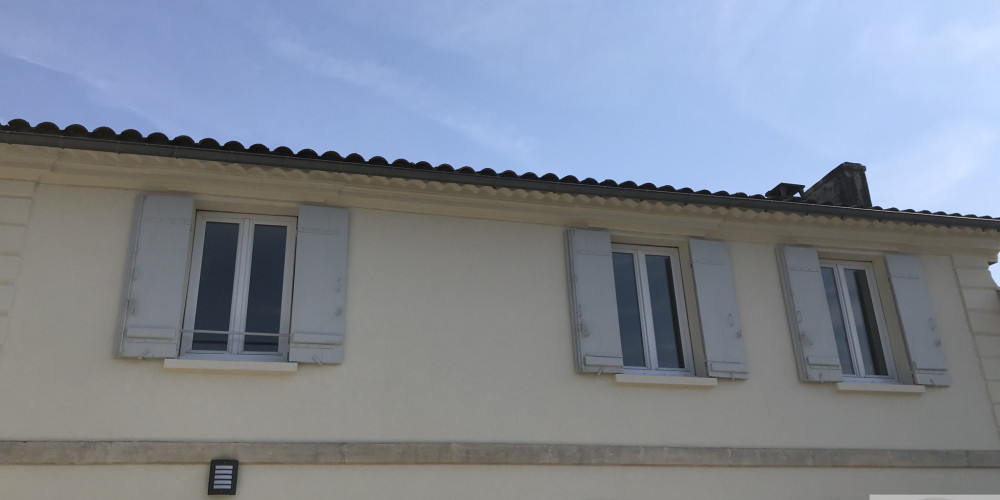 appartement à IZON (33450)