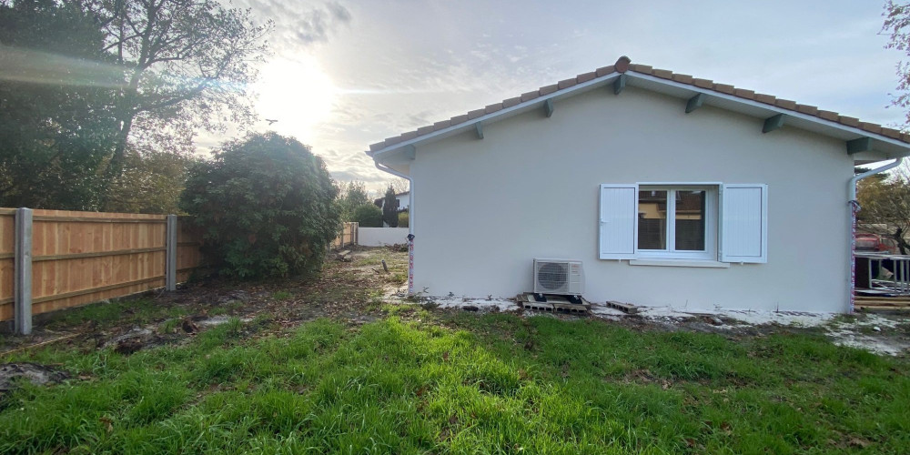 maison à ARES (33740)