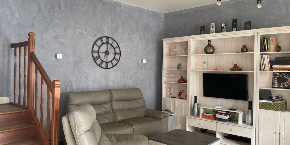 maison à ST DENIS DE PILE (33910)