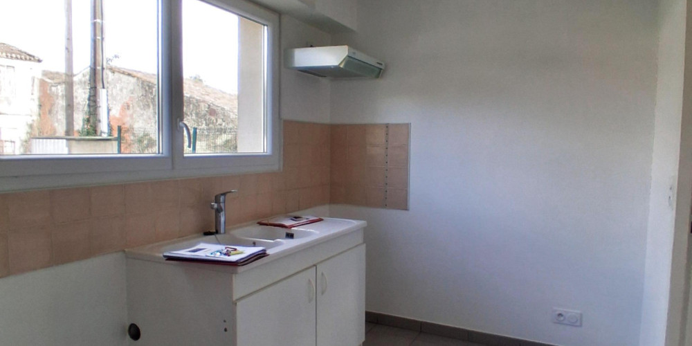 maison à AMBARES ET LAGRAVE (33440)