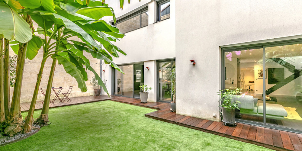 appartement à BORDEAUX (33300)