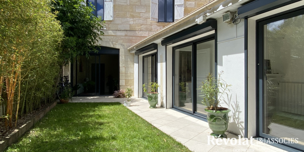 appartement à BORDEAUX (33800)