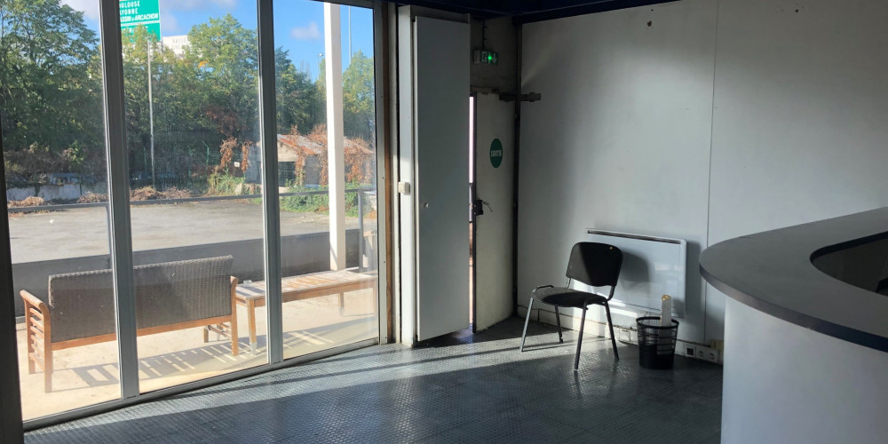 local industriel à LORMONT (33310)