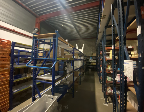 local industriel  MERIGNAC