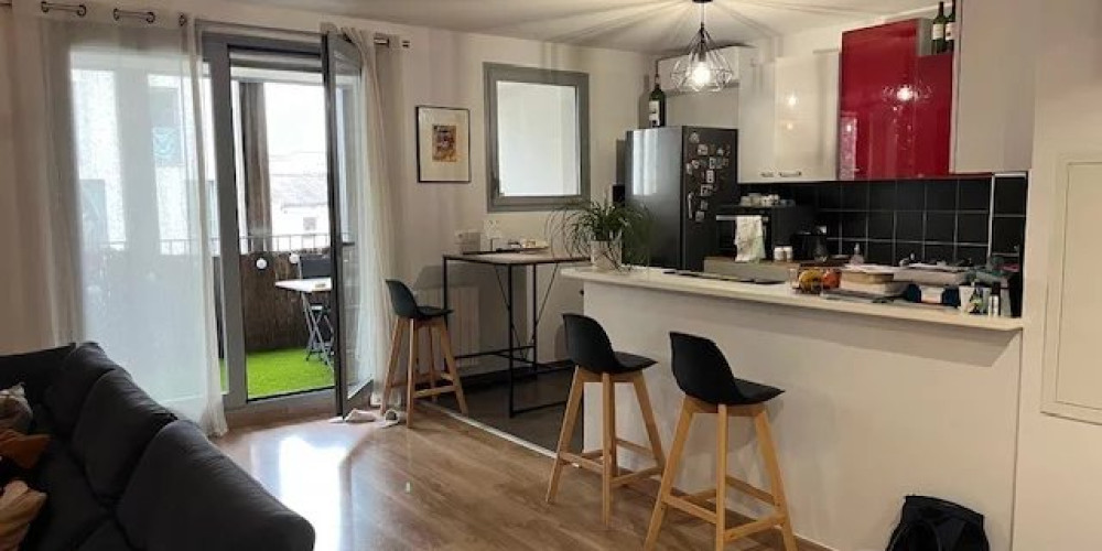 appartement à BORDEAUX (33300)