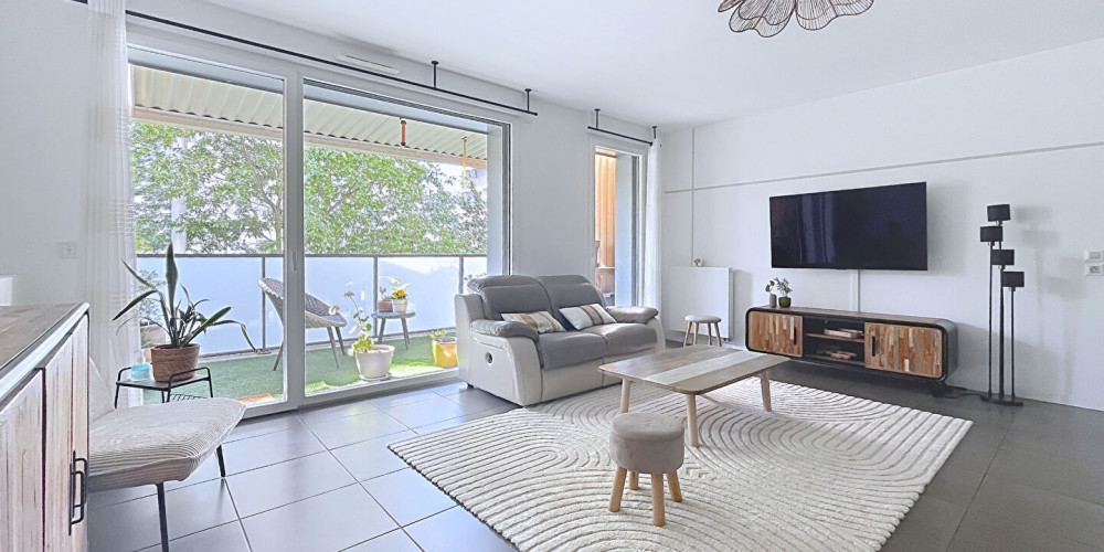 appartement à BORDEAUX (33300)