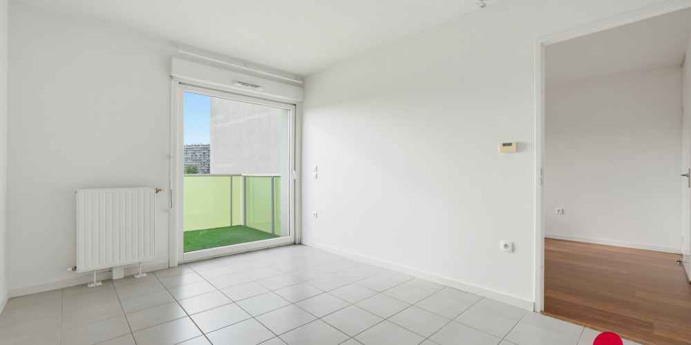 appartement à BORDEAUX (33300)