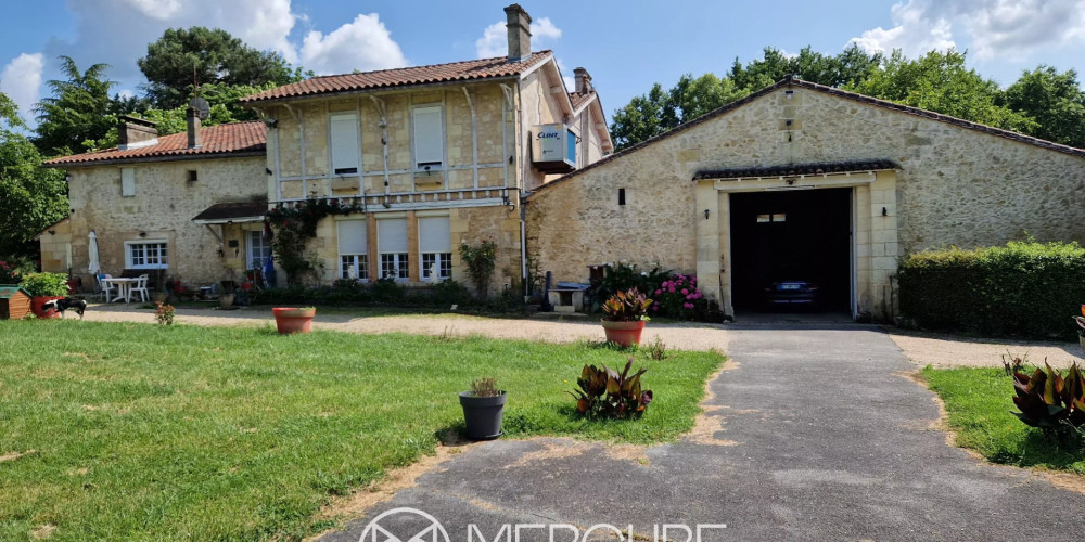 maison à POMPIGNAC (33370)