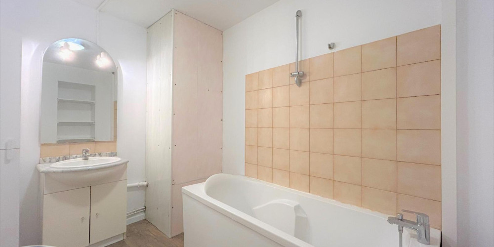 appartement à COUTRAS (33230)