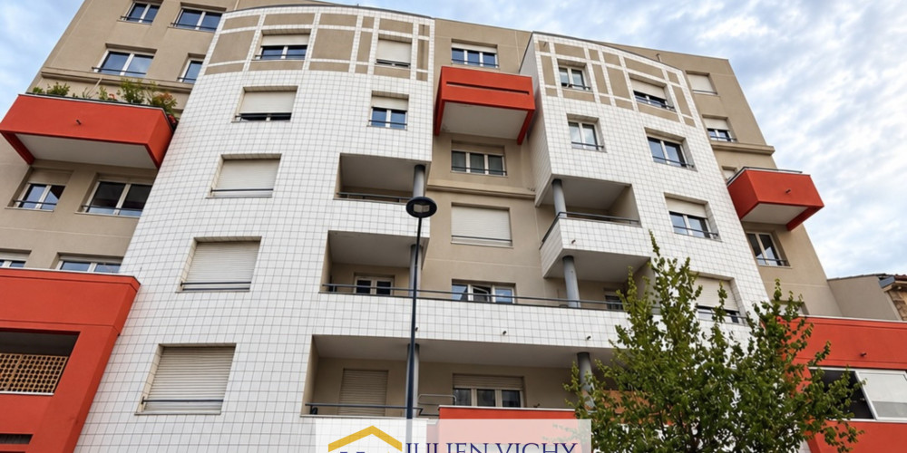 appartement à BORDEAUX (33800)