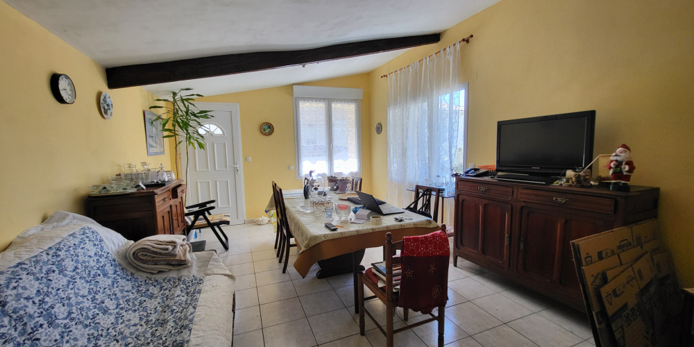 maison à ST GERVAIS (33240)