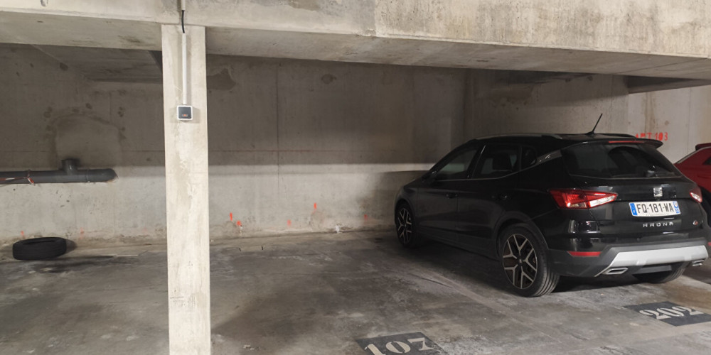 parking à BORDEAUX (33000)