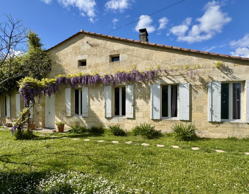 maison  LES ARTIGUES DE LUSSAC