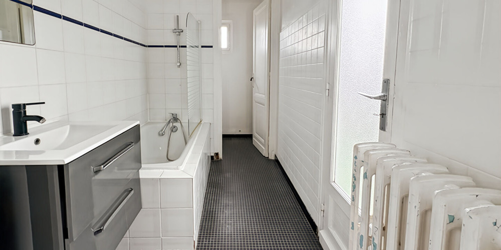 appartement à BORDEAUX (33000)