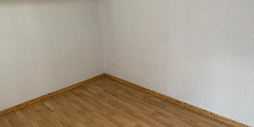 appartement à PODENSAC (33720)