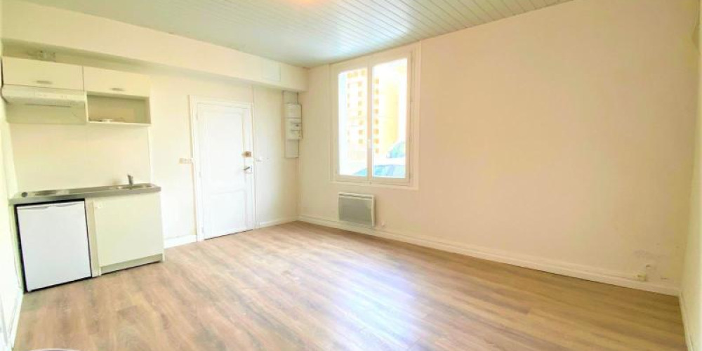appartement à COUTRAS (33230)