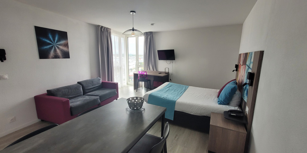 appartement à BORDEAUX (33300)