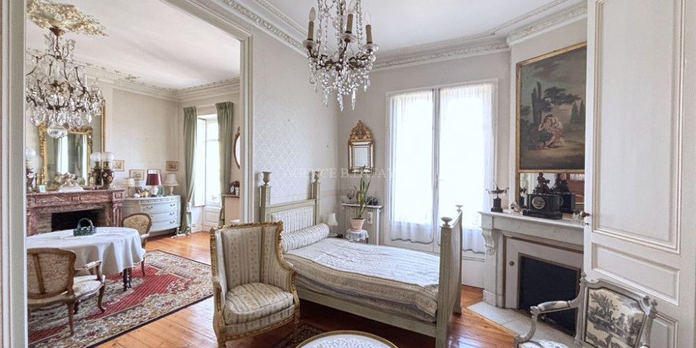 appartement à BORDEAUX (33000)