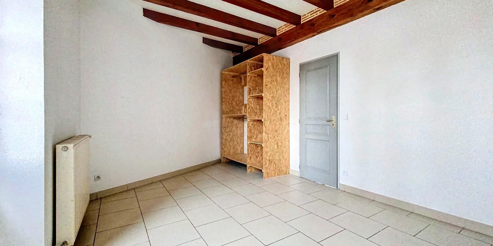 appartement à STE FOY LA GRANDE (33220)