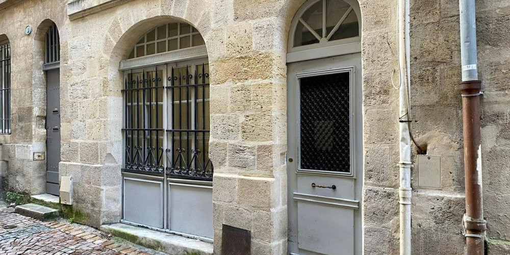 appartement à BORDEAUX (33000)