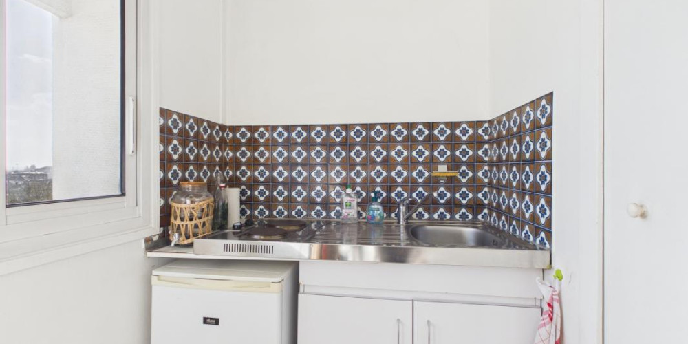 appartement à BORDEAUX (33800)