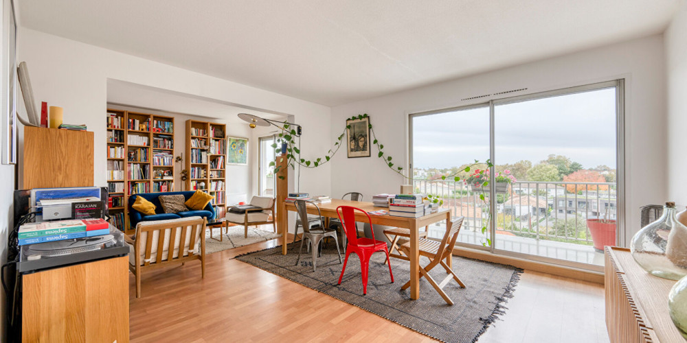 appartement à BORDEAUX (33200)