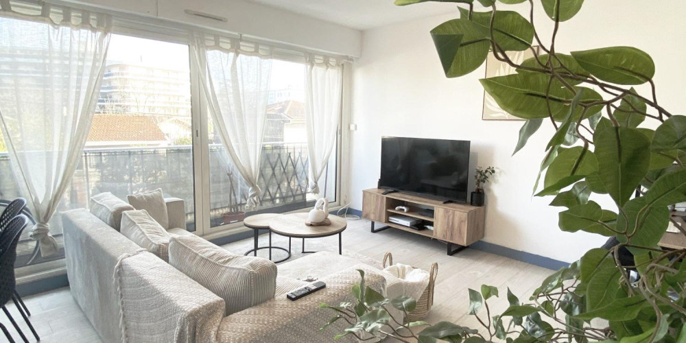 appartement à BORDEAUX (33200)