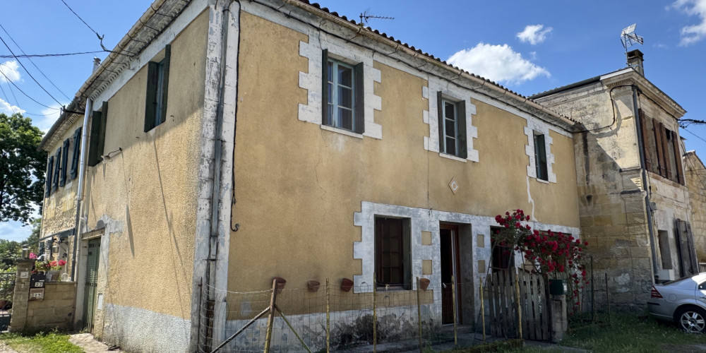 maison à ISLE ST GEORGES (33640)