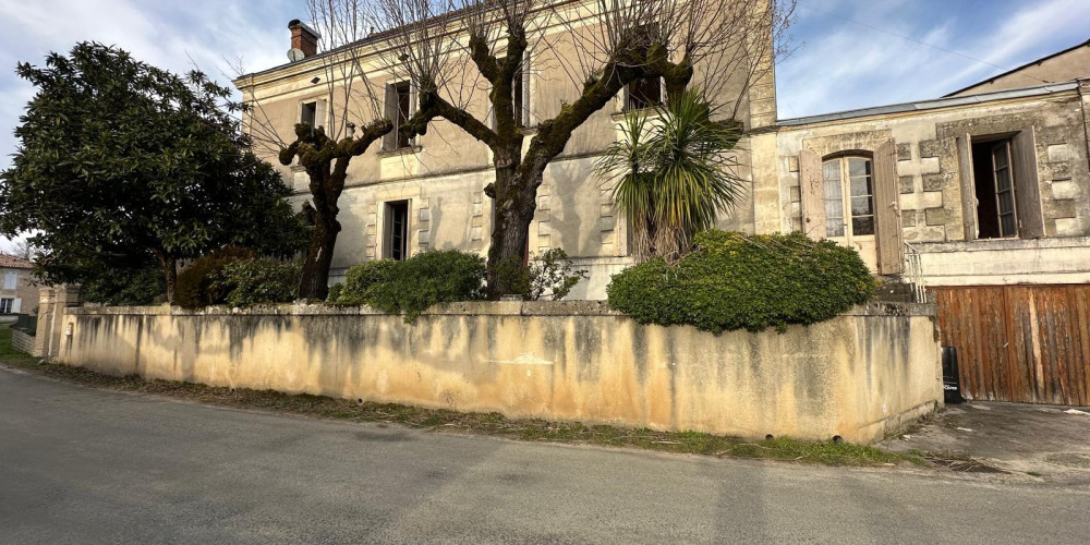 maison à VERDELAIS (33490)