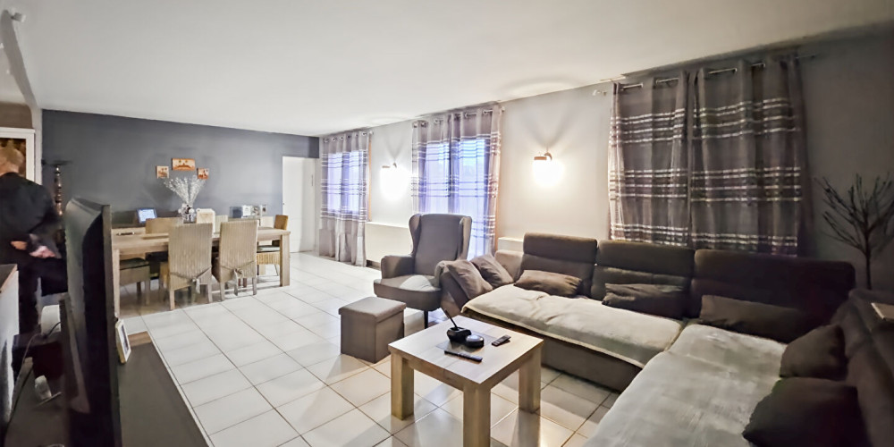 maison à BASSENS (33530)