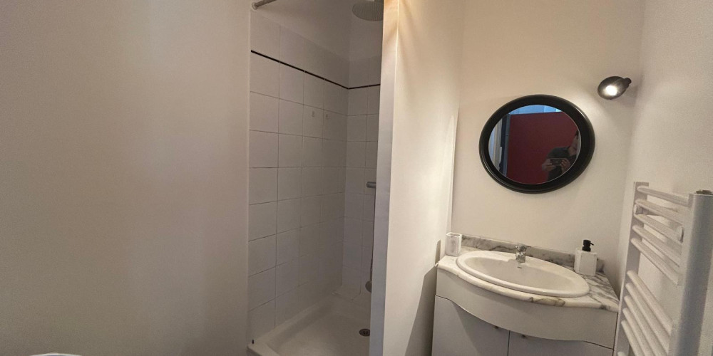 appartement à BORDEAUX (33800)