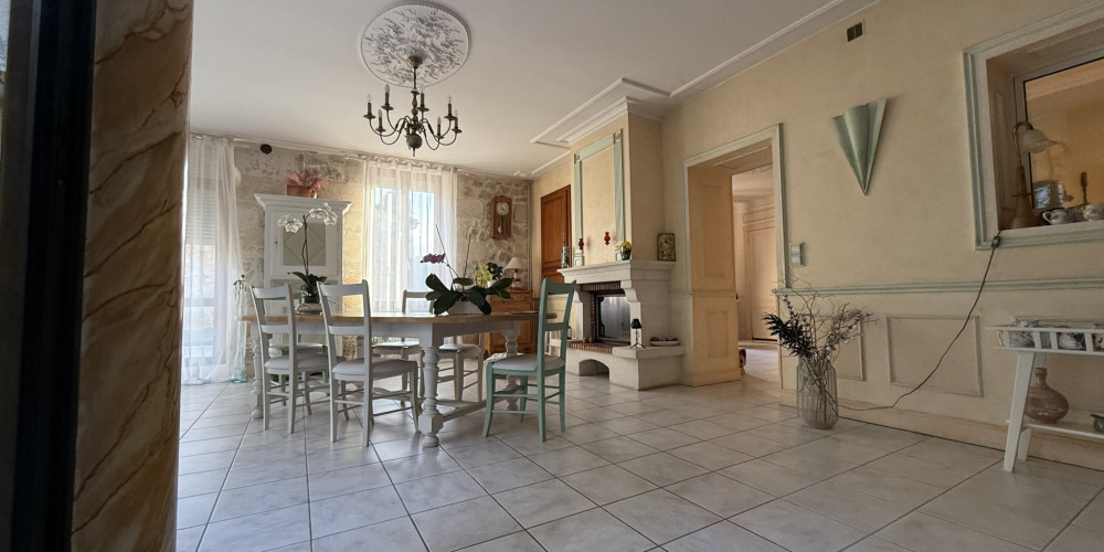 maison à CADILLAC (33410)