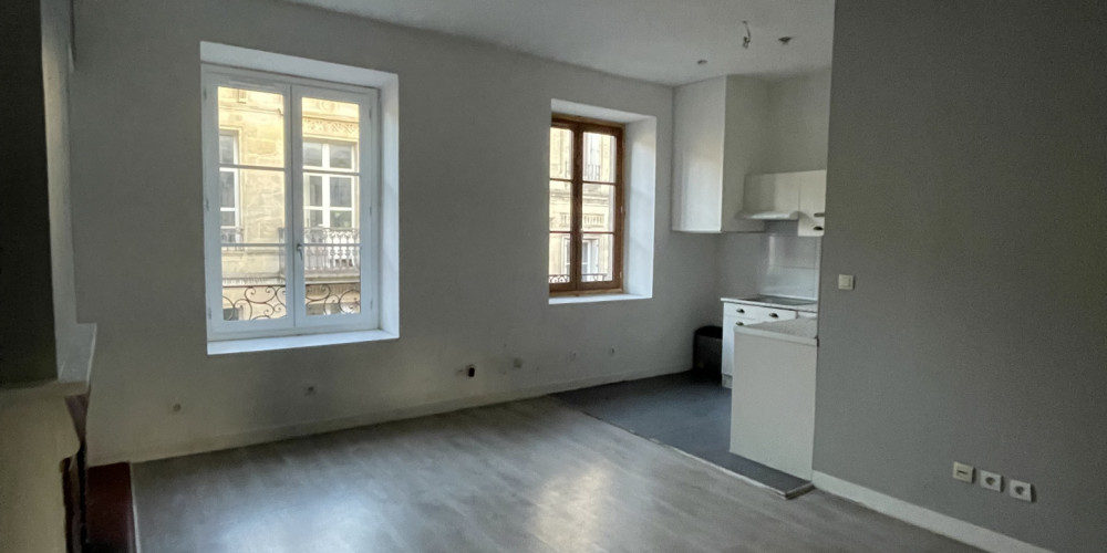 appartement à BORDEAUX (33000)