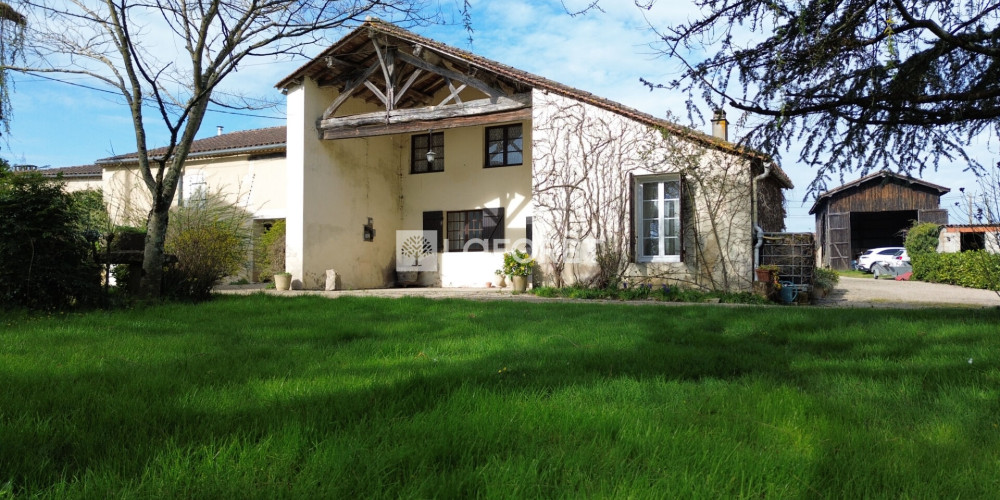 maison à AUROS (33124)