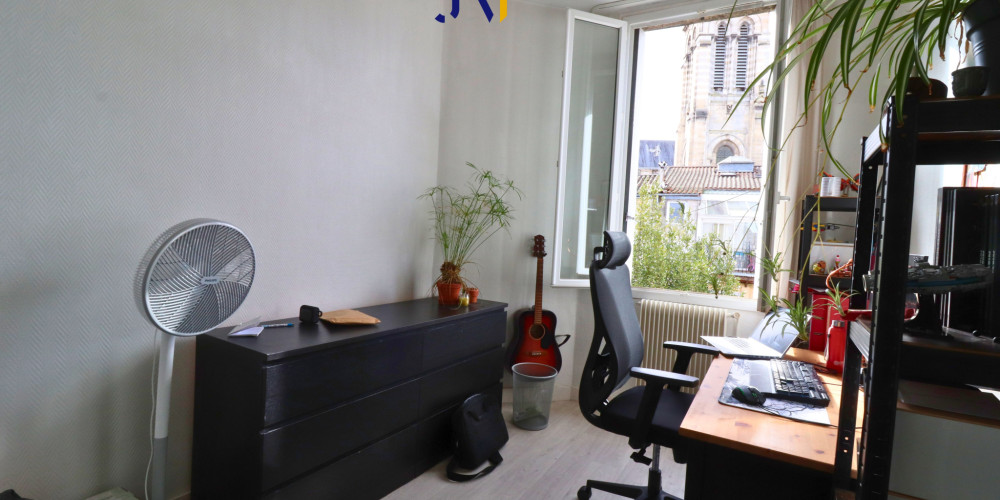 appartement à BORDEAUX (33000)