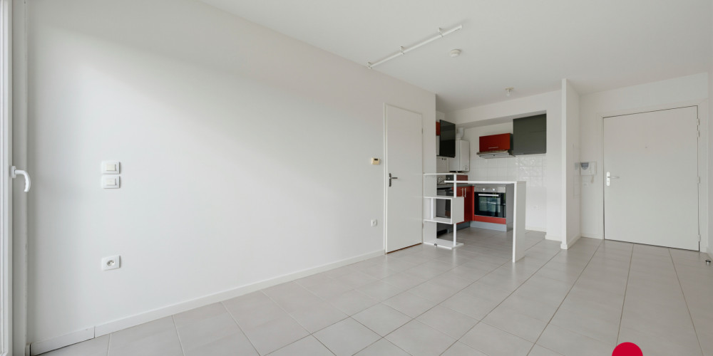 appartement à BORDEAUX (33300)
