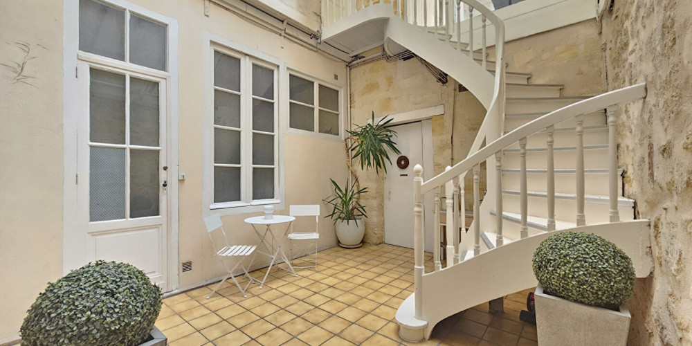 immeuble à BORDEAUX (33800)