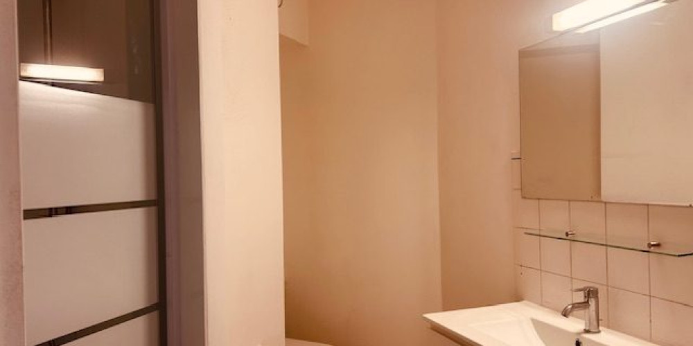 appartement à BORDEAUX (33000)