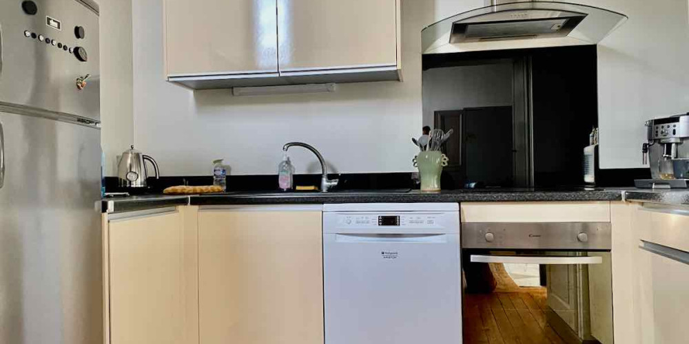 appartement à BORDEAUX (33000)