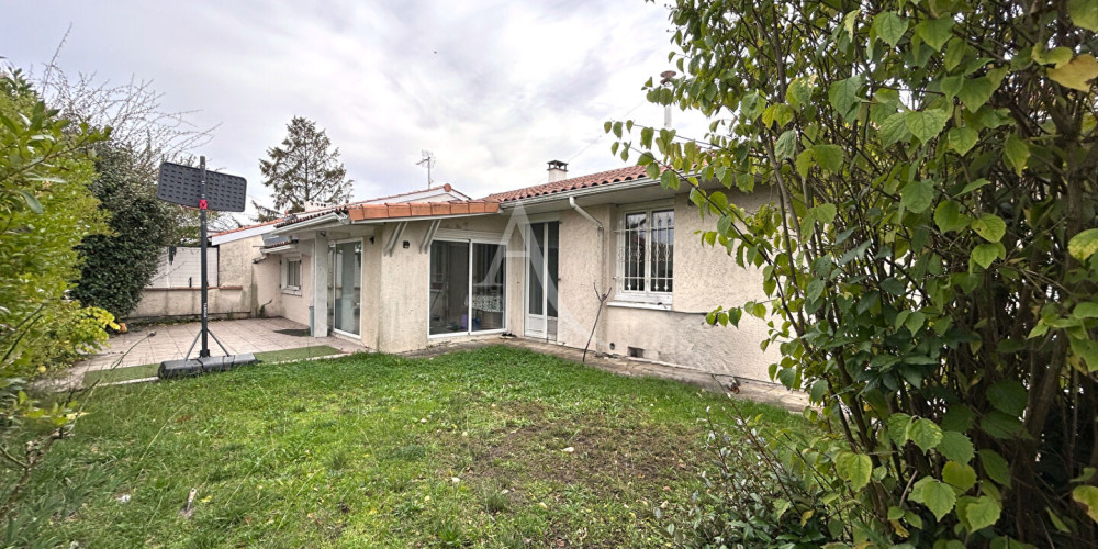 maison à ST MEDARD EN JALLES (33160)