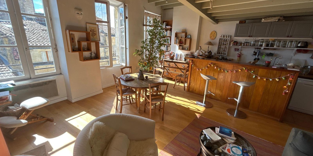 appartement à BORDEAUX (33000)