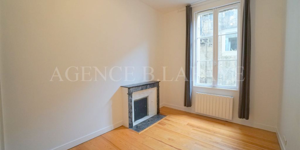 appartement à BORDEAUX (33000)