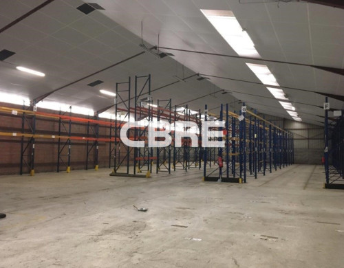 local industriel  CESTAS