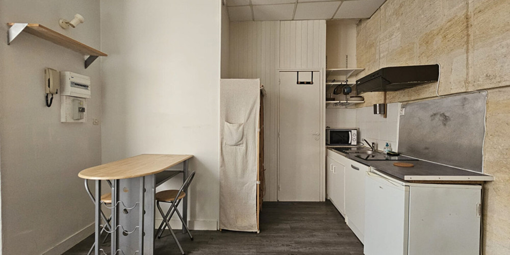 appartement à BORDEAUX (33800)